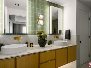 1244 1/2 Gordon Street, Los Angeles CA 90038