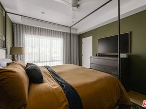 1244 1/2 Gordon Street, Los Angeles CA 90038