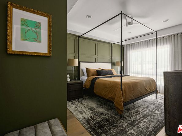 1244 1/2 Gordon Street, Los Angeles CA 90038