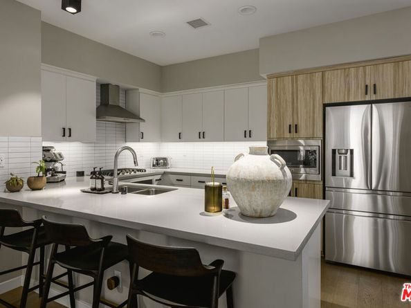 1244 1/2 Gordon Street, Los Angeles CA 90038