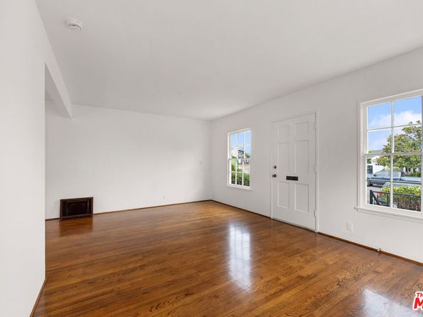 7262 W 85th Street, Westchester CA 90045