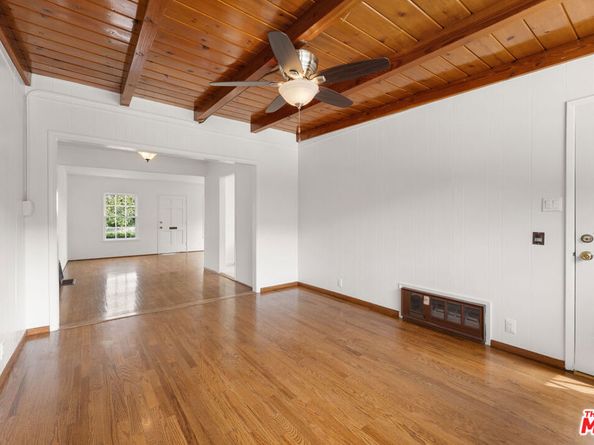 7262 W 85th Street, Westchester CA 90045