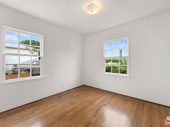 7262 W 85th Street, Westchester CA 90045