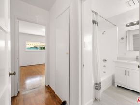 7262 W 85th Street, Westchester CA 90045