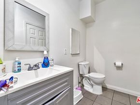 182 E 35th Street, Los Angeles CA 90011