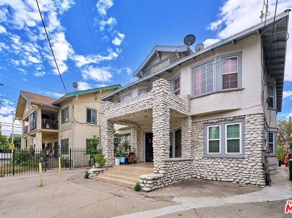 182 E 35th Street, Los Angeles CA 90011