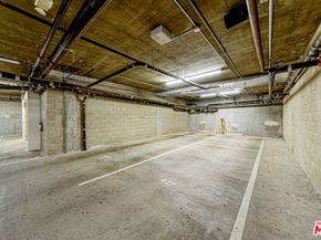 702 S Serrano Avenue 504, Los Angeles CA 90005
