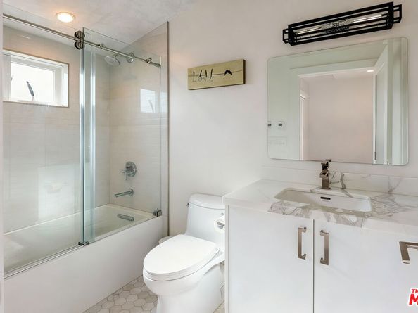 3850 Glenalbyn Drive, Los Angeles CA 90065