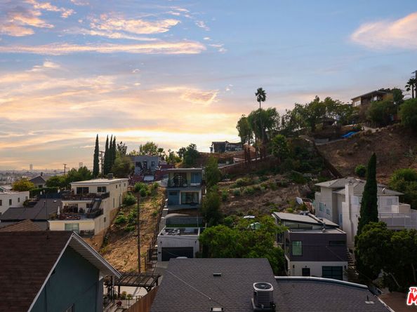 3850 Glenalbyn Drive, Los Angeles CA 90065