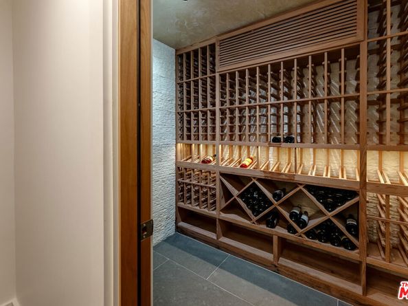 3850 Glenalbyn Drive, Los Angeles CA 90065