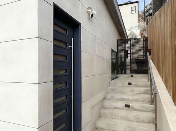 3850 Glenalbyn Drive, Los Angeles CA 90065