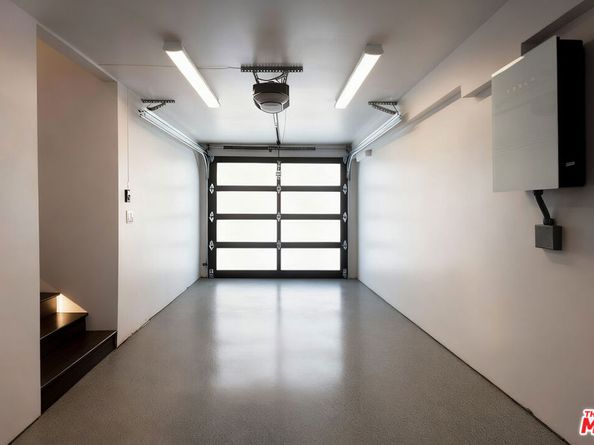 3850 Glenalbyn Drive, Los Angeles CA 90065