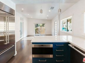 3850 Glenalbyn Drive, Los Angeles CA 90065