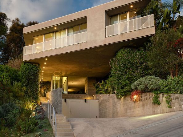 2327 Ewing Street, Los Angeles CA 90039