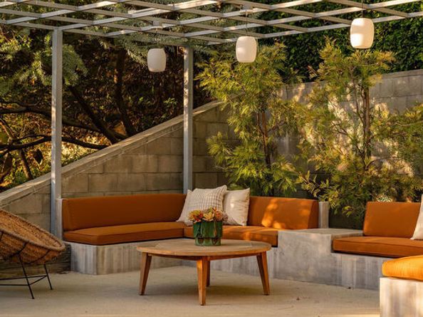 2327 Ewing Street, Los Angeles CA 90039