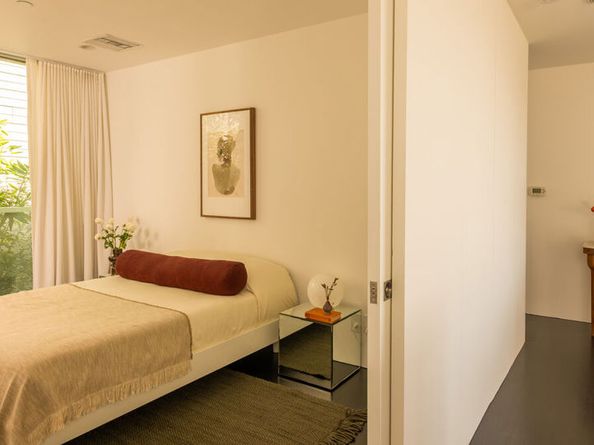 2327 Ewing Street, Los Angeles CA 90039