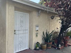 2660 Newell Street, Los Angeles CA 90039