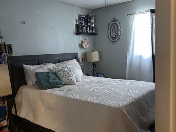 2660 Newell Street, Los Angeles CA 90039