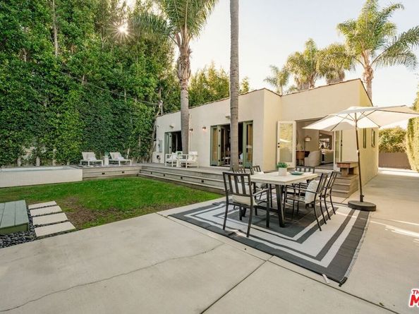 430 N Flores Street, Los Angeles CA 90048