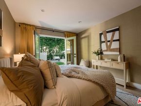 430 N Flores Street, Los Angeles CA 90048