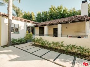 430 N Flores Street, Los Angeles CA 90048