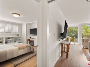 930 3rd Street 305, Santa Monica CA 90403