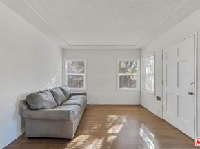 6506 Babcock Avenue, North Hollywood CA 91606