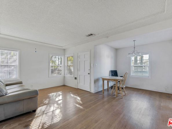 6506 Babcock Avenue, North Hollywood CA 91606