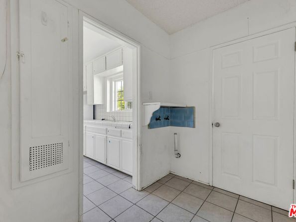 6506 Babcock Avenue, North Hollywood CA 91606