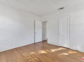 6506 Babcock Avenue, North Hollywood CA 91606