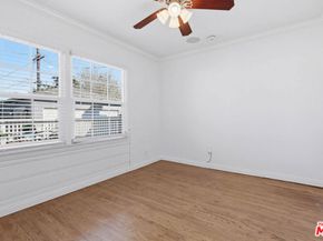 8344 Kenyon Avenue, Los Angeles CA 90045