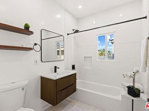 8018 S New Hampshire Avenue, Los Angeles CA 90044