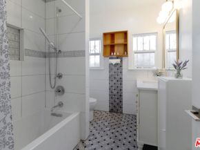 1026 Westchester Place, Los Angeles CA 90019