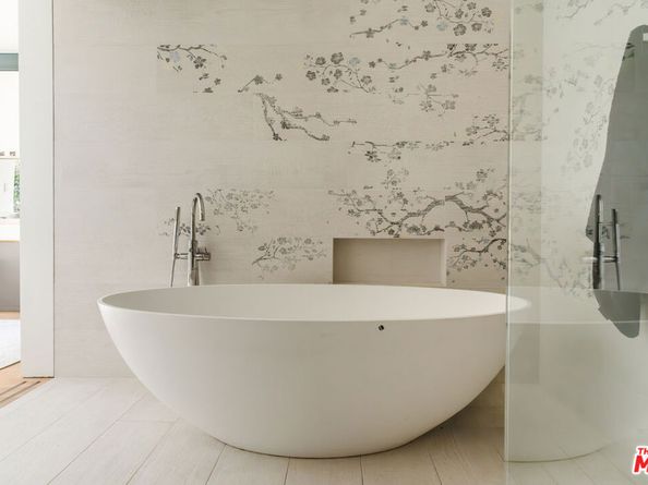 562 Stassi Lane, Santa Monica CA 90402