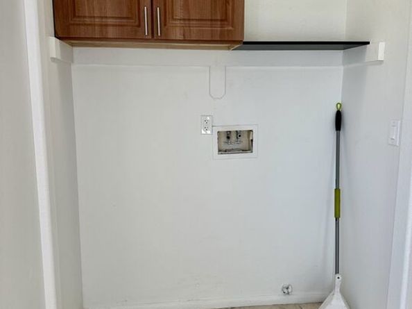 8110 S San Pedro Street, Los Angeles CA 90003