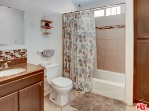 8110 S San Pedro Street, Los Angeles CA 90003