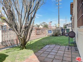 8110 S San Pedro Street, Los Angeles CA 90003