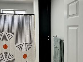 8110 S San Pedro Street, Los Angeles CA 90003