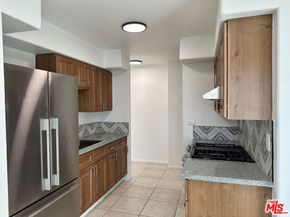 8110 S San Pedro Street, Los Angeles CA 90003