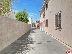 8110 S San Pedro Street, Los Angeles CA 90003