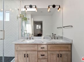 3867 Lyceum Avenue, Los Angeles CA 90066