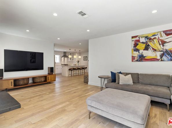 3867 Lyceum Avenue, Los Angeles CA 90066
