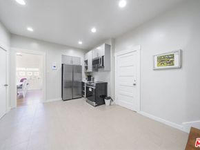 2982 W 15th Street, Los Angeles CA 90006