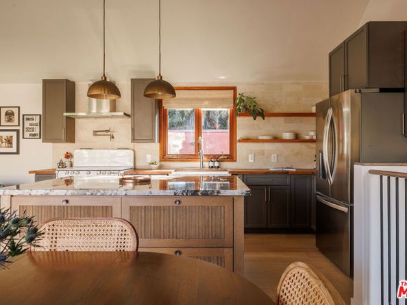 3223 Larissa Drive, Los Angeles CA 90026
