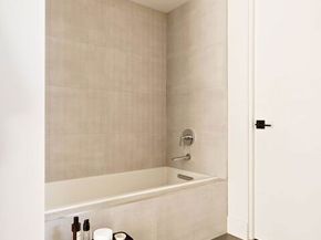 3256 Colony Circle, Los Angeles CA 90027
