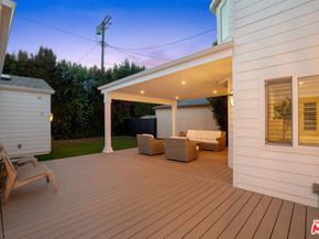 7881 Airlane Avenue, Los Angeles CA 90045