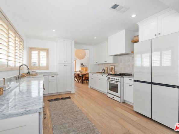 7881 Airlane Avenue, Los Angeles CA 90045