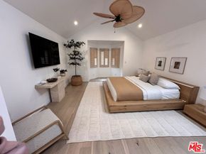 7881 Airlane Avenue, Los Angeles CA 90045