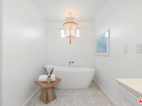 7881 Airlane Avenue, Los Angeles CA 90045