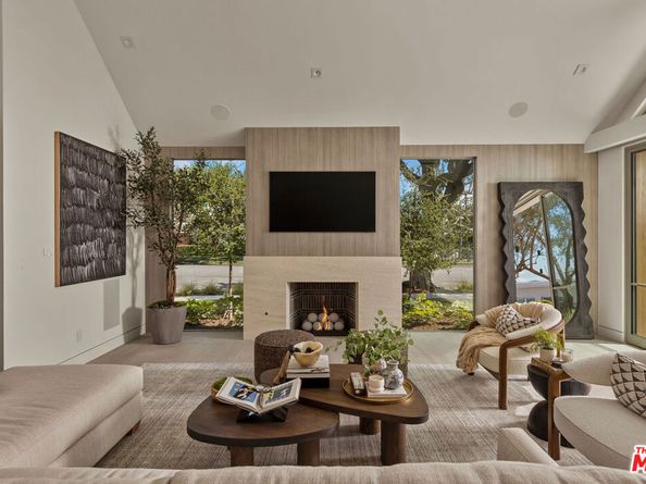 1399 Galaxy Drive, Newport Beach CA 92660